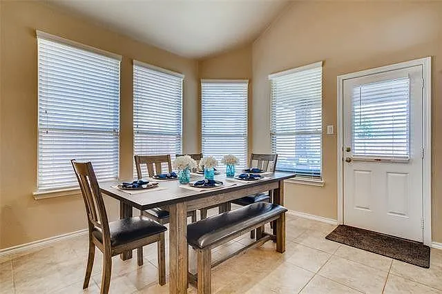 11400 Gold Canyon Dr — Photo 8