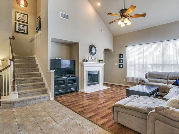 5th image of 3404 Meridian Dr
