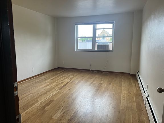 2nd image of 1105-1107 5th Ave #3