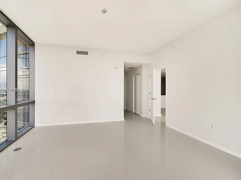 851 NE 1st Ave #12 — Photo 23