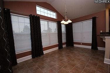 4th image of 3971 Turnberry Dr