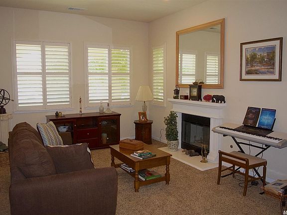 4th image of 997 Heartland Dr