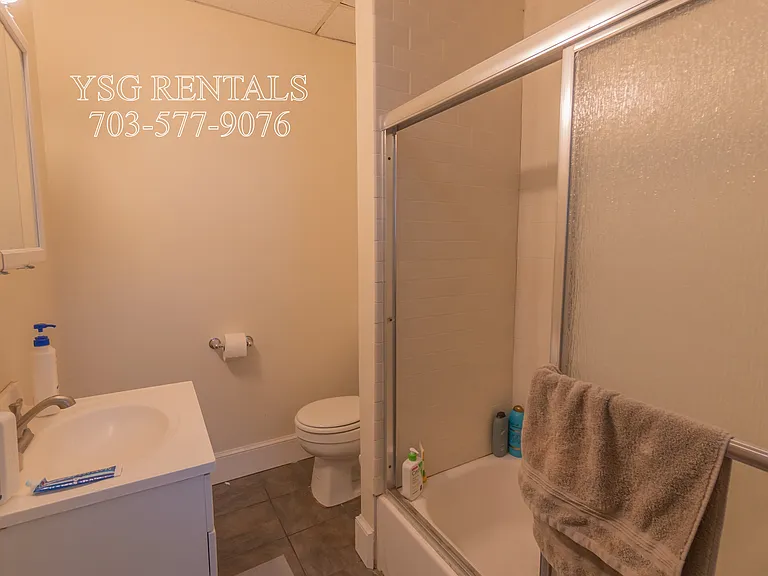 22 Suffolk St #1 — Photo 10