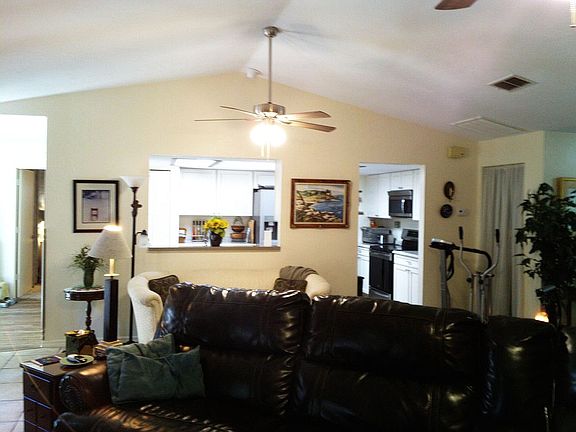 Facing  kit from family room