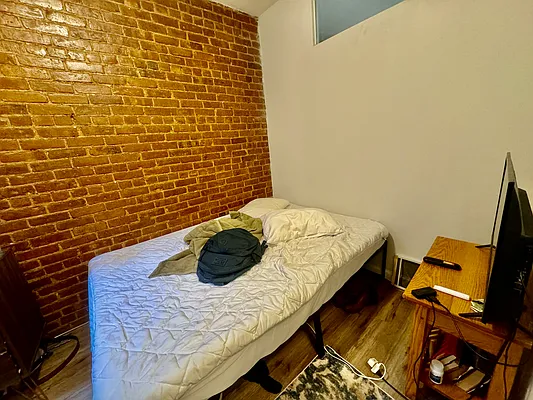 Rented by R New York | media 39