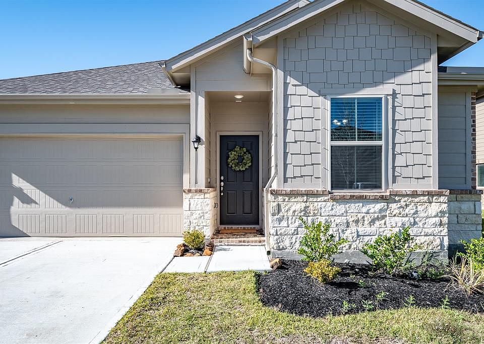 1st image of 606 Little Cypress Ln