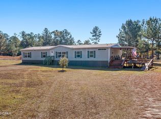 2582 Schmidt Ln, Chipley, FL 32428
