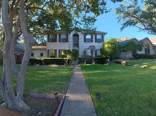 813 Courson Dr, Desoto, TX 75115