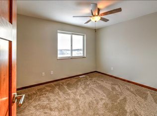 419 Sierra Pl, Roberts, WI 54023