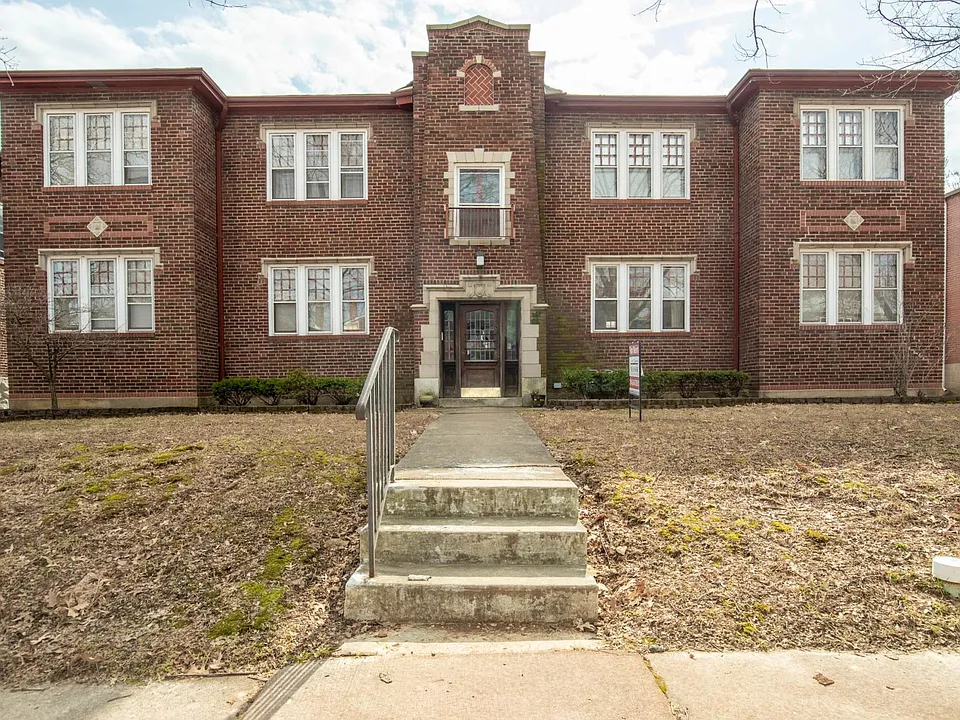 7234 Amherst Ave #1W