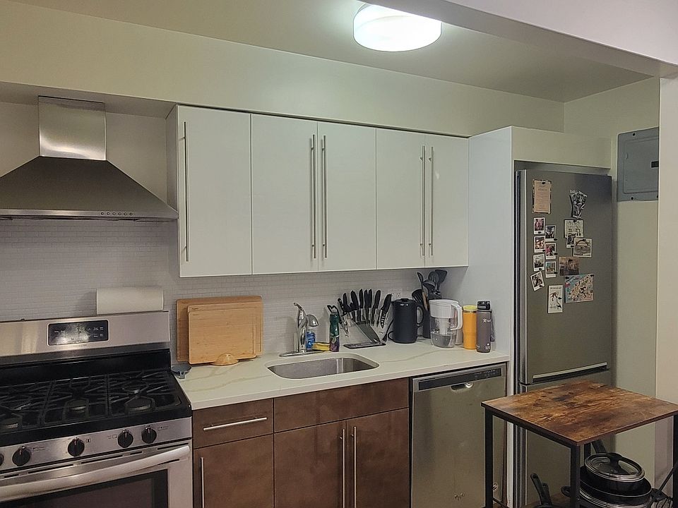 1st image of 2634 30th St APT 1C