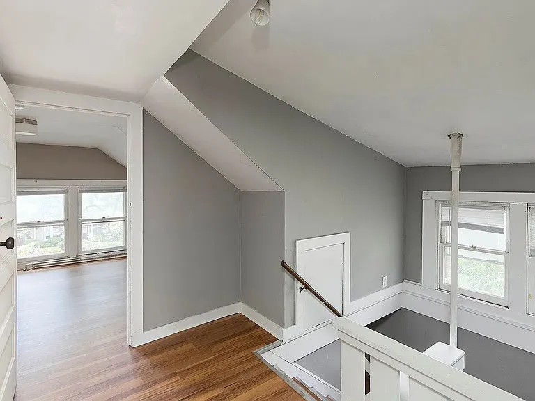 2805 Cottage Grove Ave #3 — Photo 9