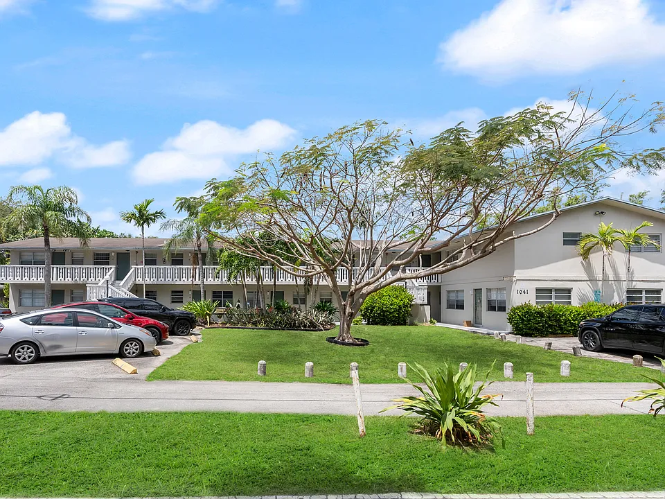 1041 SW 15th Ave #3A