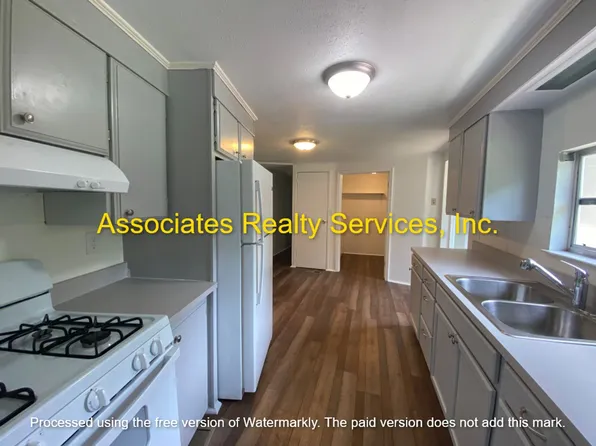 1133 SW 266th St, Newberry, FL 32669