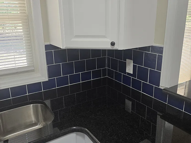 6550 Venture Dr — Photo 29