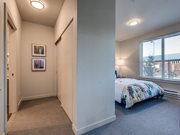 Ascend Maple Valley Apartments Bedroom and Entryway