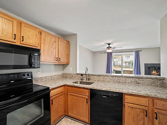 3rd image of 1058A Norwood Ct