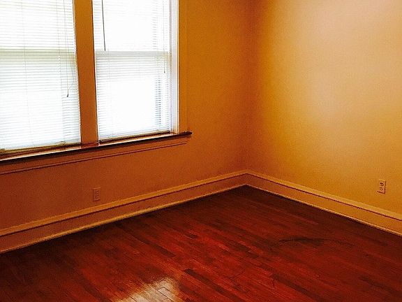 5th image of 2053 E 81st St #2