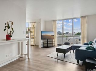 1139 9th Ave APT 402, Honolulu, HI 96816