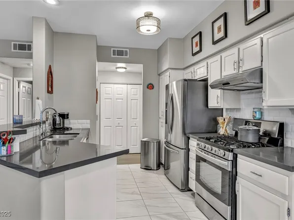 8501 W University Ave Unit 1083, Las Vegas, NV 89147