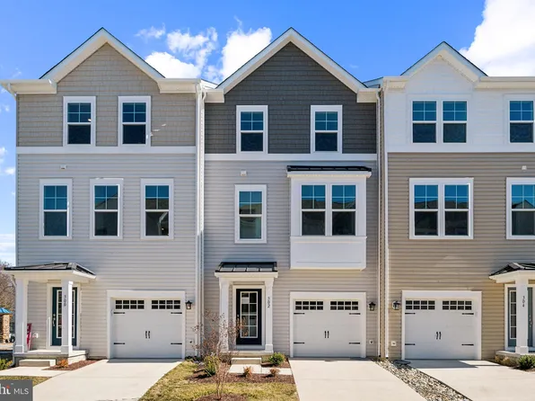 302 Riverside Ln, Cambridge, MD 21613