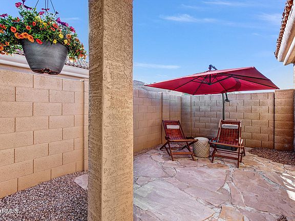 4th image of 2565 S SIGNAL BUTTE Road #19