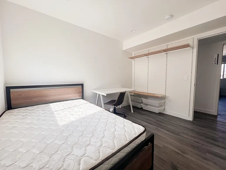 1439 W 37th Dr — Photo 39