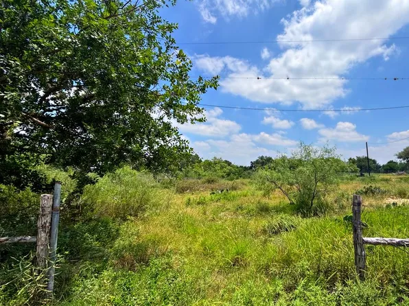 10348 River Rd, Camp Wood, TX 78833
