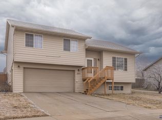 1277 Degeest Dr, Rapid City, SD 57703