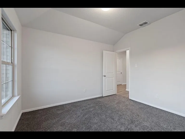 321 Youngblood — Photo 15