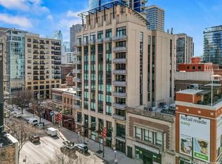 744 N Clark St APT 803, Chicago, IL 60654