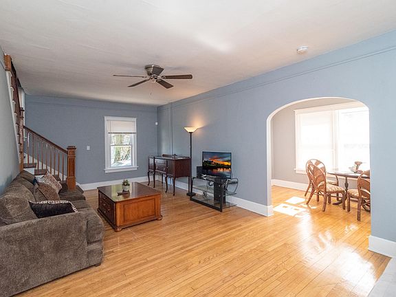 2nd image of 436 W California Ave