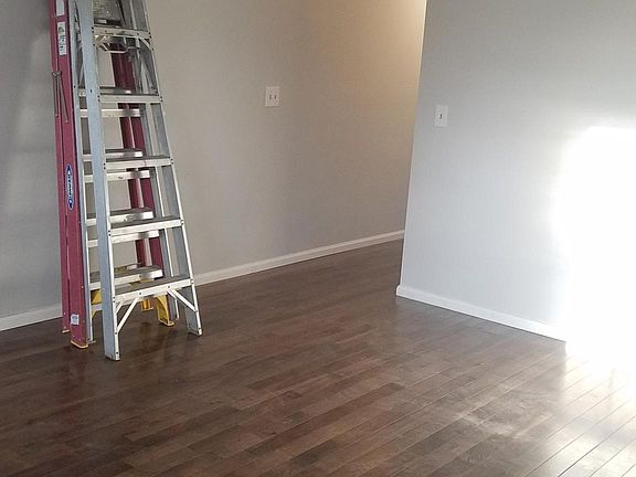 Living Room To Hallway