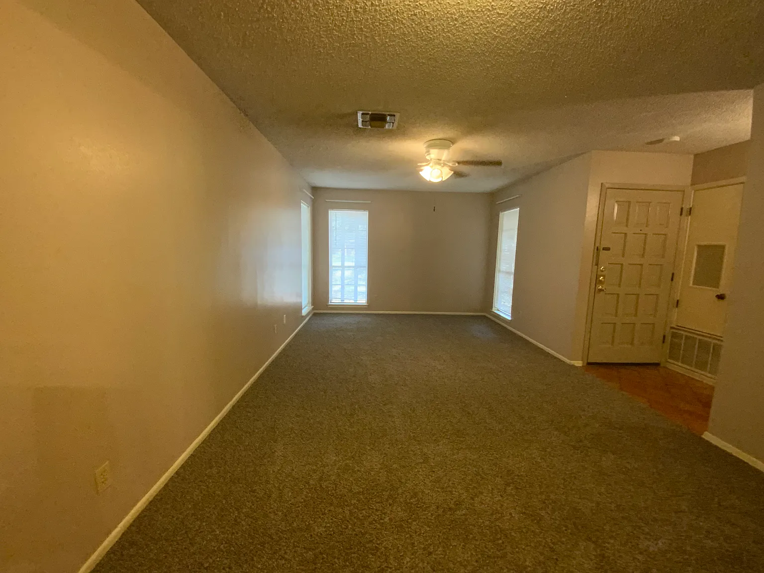 4 bed, 1443 sqft, $1,795 — Photo 4