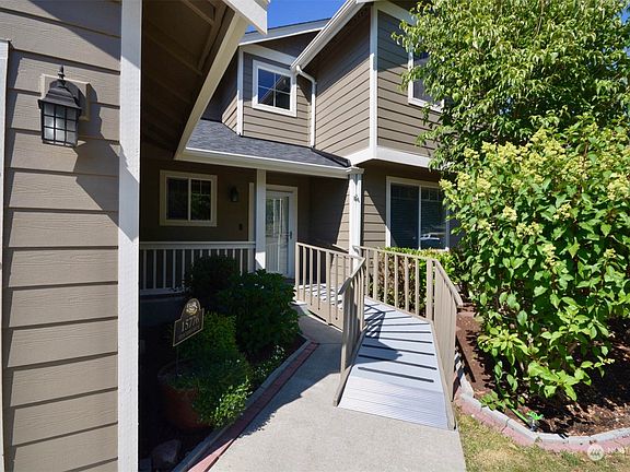 2nd image of 15776 Yelm Terra Way SE