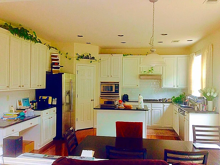 735 Mayfair Ct — Photo 11