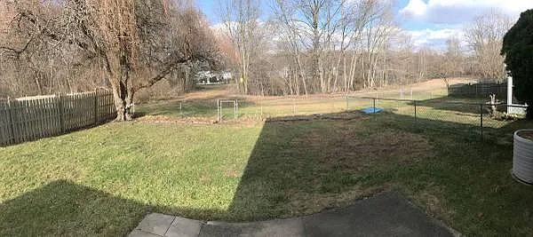 24 Blue Jay Dr — Photo 9