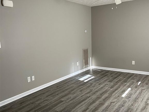 2nd image of 135 Amy Ave APT B