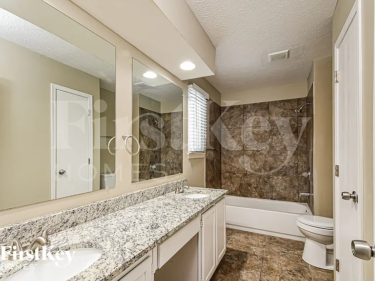 7427 Cobblestone West Dr — Photo 13