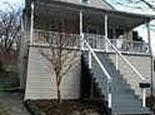 471 S Washington St, Berkeley Springs, WV 25411