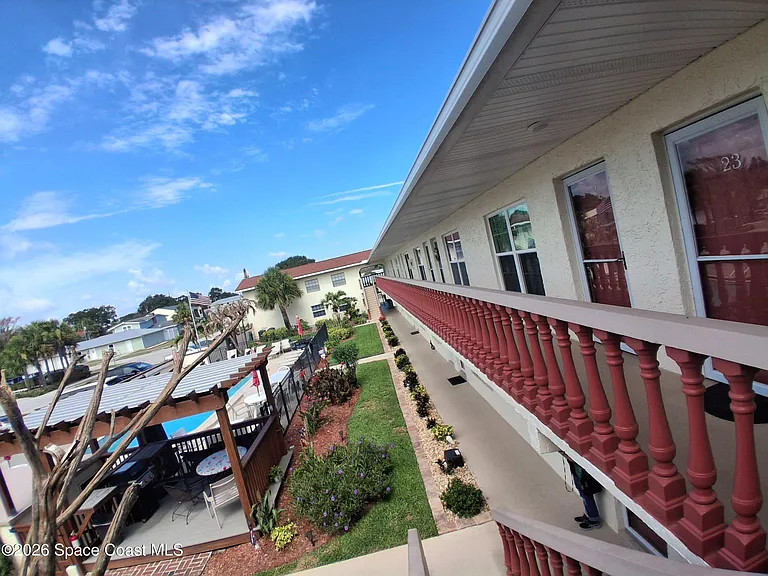 300 Monroe Ave #21 — Photo 25