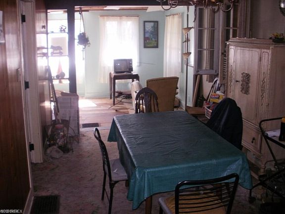5th image of 17738 Edgewater Dr