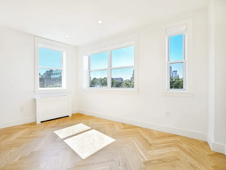 288 Clinton Ave #2905B — Photo 3