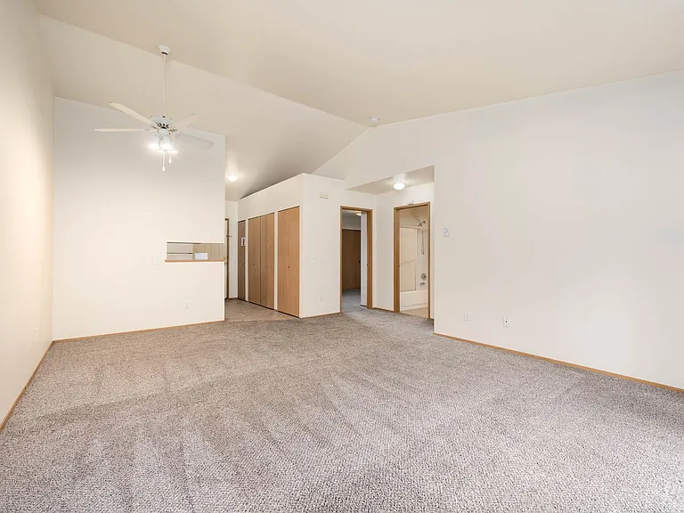 3206 W Maplewood Ave — Photo 9
