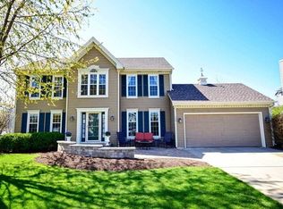 702 Maves Dr, Batavia, IL