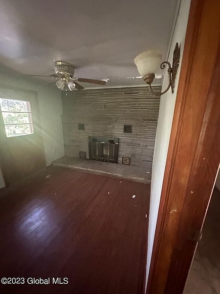 5th image of 108 Lovers Leap Road