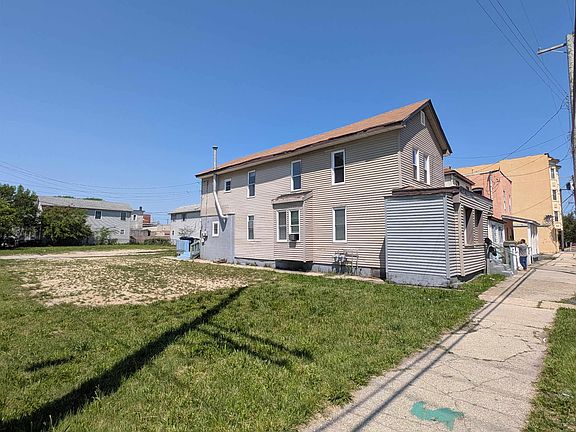3rd image of 322 N Tennessee Ave