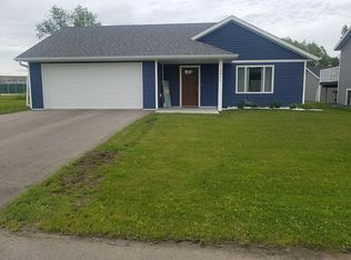 2011 Greenwood St E, Thief River Falls, MN 56701