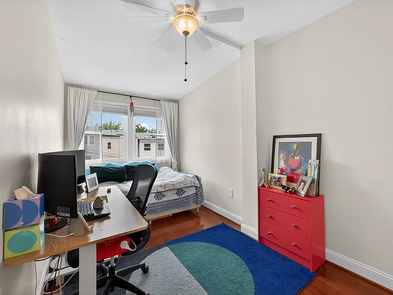 316 Todd Pl NE — Photo 22