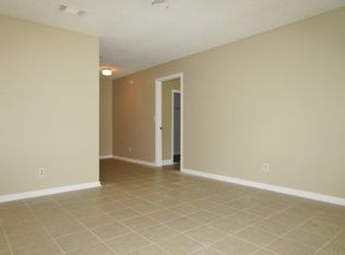 4212 W Avenida De Golf, Pace, FL 32571